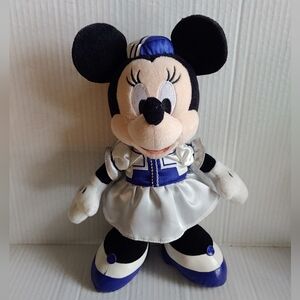 Minnie Mouse Plush Doll Exclusive Disney Ambassador Hotel Costume Japan Parks
